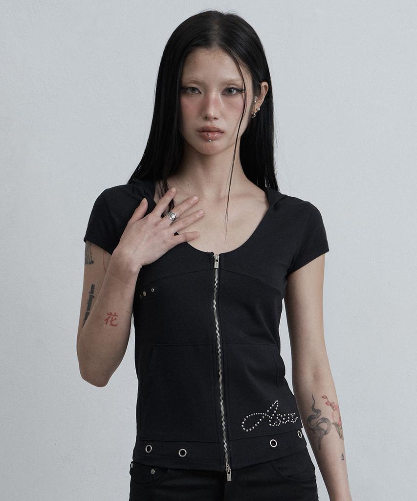 Aejeuyua Incision Broad Hooded Zip-Up Black