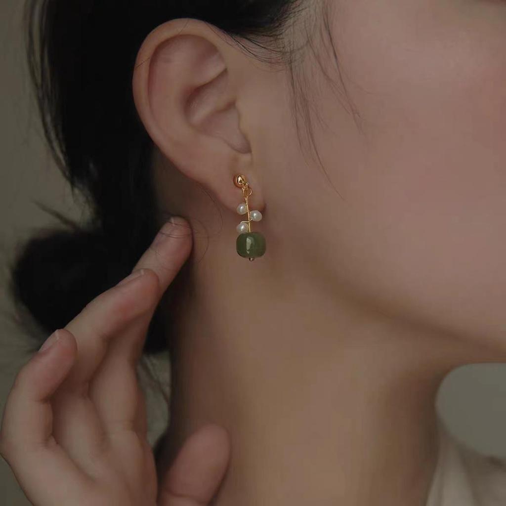 925 Silver Hetian Jade and Freshwater Pearl Wrap Stud Earrings - Simple, Trendy Women's Jewelry