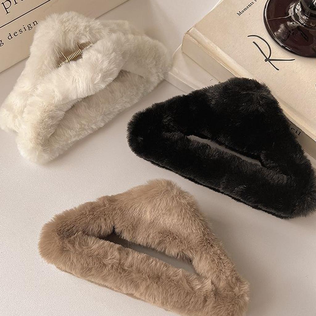 14cm Winter Plush Hair Claw Clip Faux Fur Elegant Hairpins Women Hair Clip Barrette Crab Headwear Girls Hair Accessories Gift