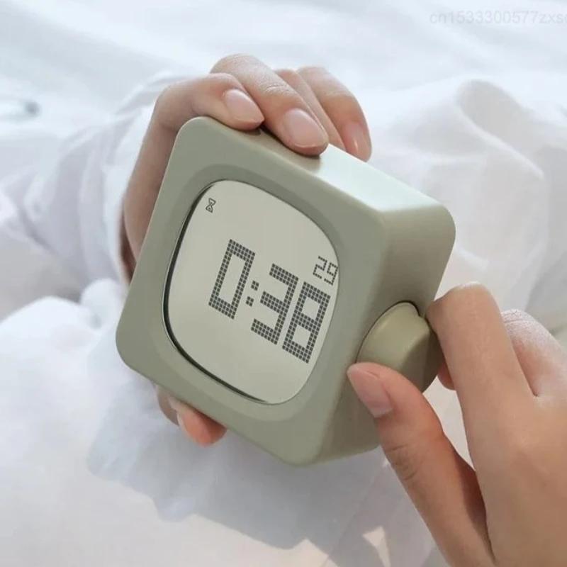 LED Alarm Clock with Backlight Battery Operated LCD Display Temperature Humidity Monitor Multifunction Home Sensor Tools Desktop