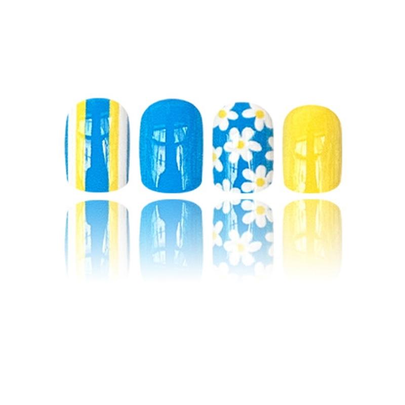 24 Pcs Flowers Stick On Nail Solid Color Artificial Nail Short Square False Nail Glossy Press On Nail for Woman Girls
