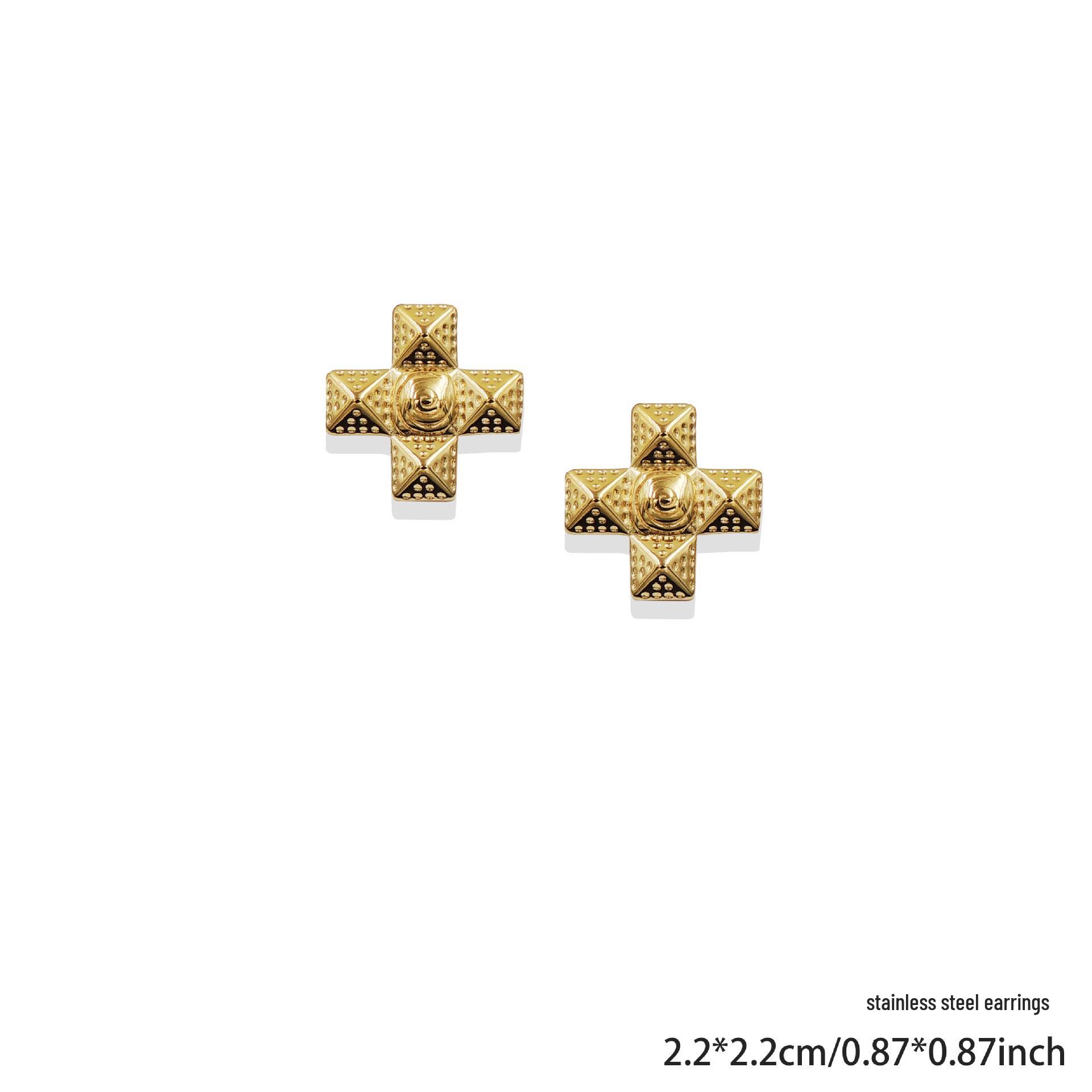 Women s Gold 3D Textured Cross Stud Earrings - French Retro Light Luxury Niche Personality Accessories золотой