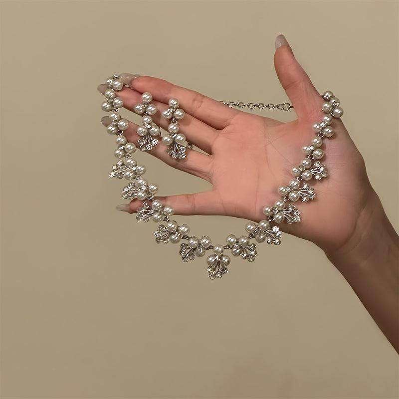 European and American Court Style Diamond-encrusted Geometric Flower Fringed Pearl Necklace Women's Sweater Chain Necklace