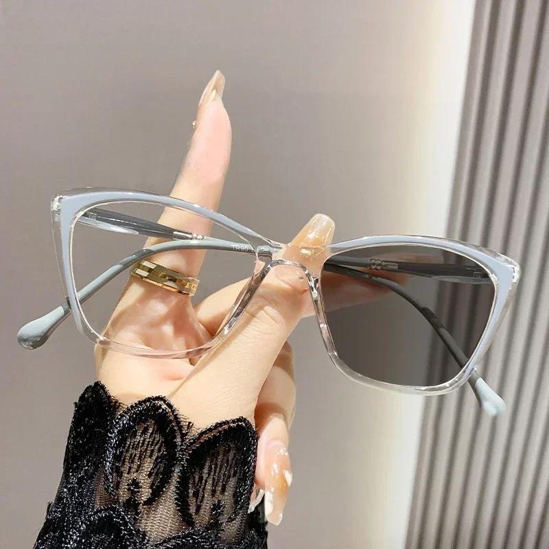Trendy Cat-Eye Color Changing Near Sight Eyewear Gents Ladies Unisex Light Adaptive Myopia Glasses Outside Traveling Minus Glasses