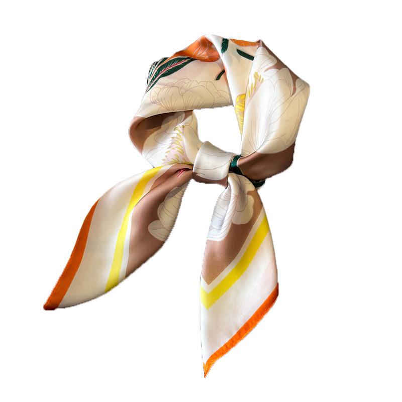 Flower Small Square Scarf Simulation Silk Color Matching Silk Scarf Headscarf Women'S Spring And Summer Scarf Printed Neck Protection Scarf