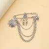 Edgy Chain Pin Adornement Unique Badge Pin Stylish Brooches Accessory for Women