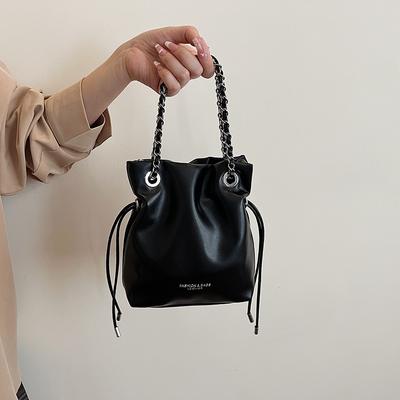 Kordelzugkette Bucket Bag Premium Achseltasche Damenmode-Trend Vielseitige Pendler-Schulter-Umhängetasche