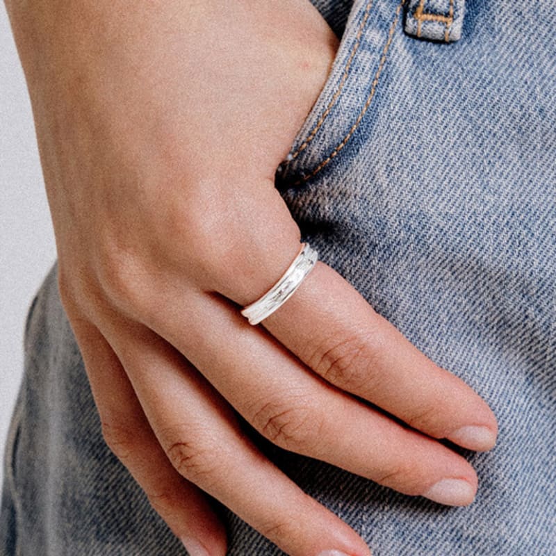 SCALETTO UR012 Textured Line Ring