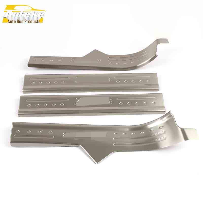 Baojun 560 Sill and Bumper Decorative Anti-Scratch Strips and Welcome Pedal Protector