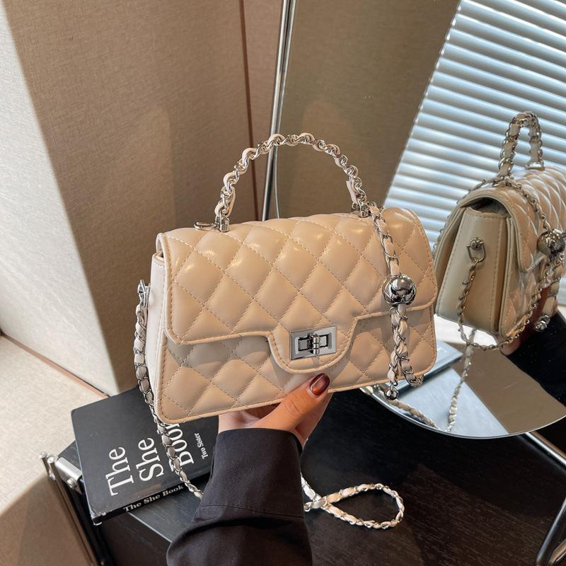Today's Hand-held Small Square Bag Women's New Fashion Chain Shoulder Bag Diamond Versatile Messenger Bag