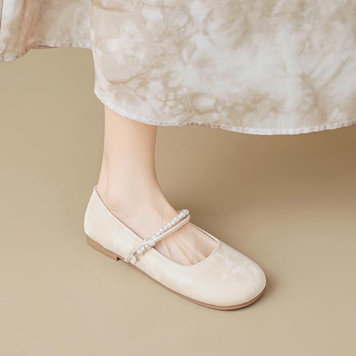 

Weiwei Women s Cute Round Toe Ballet Flats - Low-Cut Mary Janes for Summer Size 40 абрикосовий