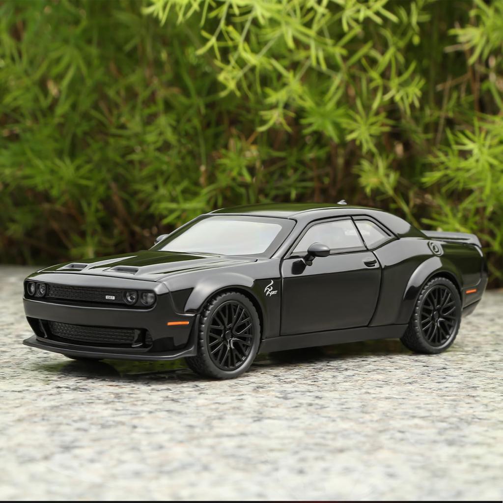 Maßstab 1/32 Dodge Hellcat Challenger Diecast Metall Rückzug Modellauto Hellcat mit Sound und Licht Hellcat Auto Spielzeug Geschenke für Kinder ab 3 Jahren