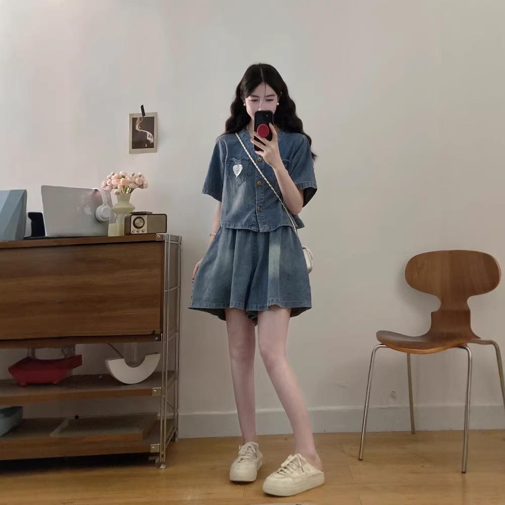 

Plus Size Vintage 2026 Women s Denim Short Sleeve Top & Shorts Set XXL