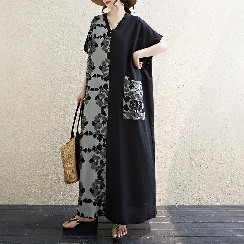 A Cotton and Linen Artistic Retro V-neck Dress That Hides The Figure and Makes One Look Slimmer Short-sleeved and Color-blocked Long Dress for Women