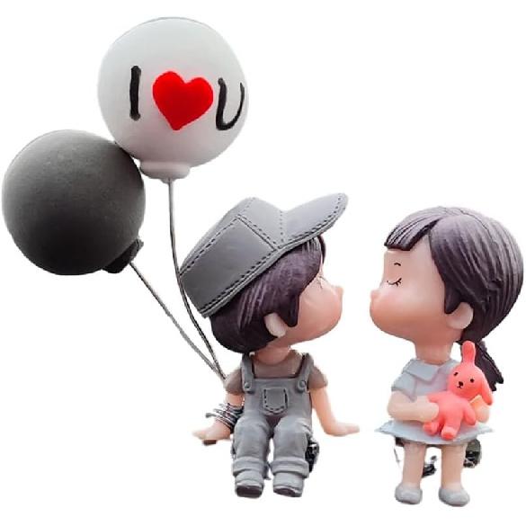 Resin Cartoon Couple Car Decoration Dashboard Car Interior Couple Ornament,Car Interior Couple Figure Cute Couple Mini Figure Statue Kiss Couple Doll