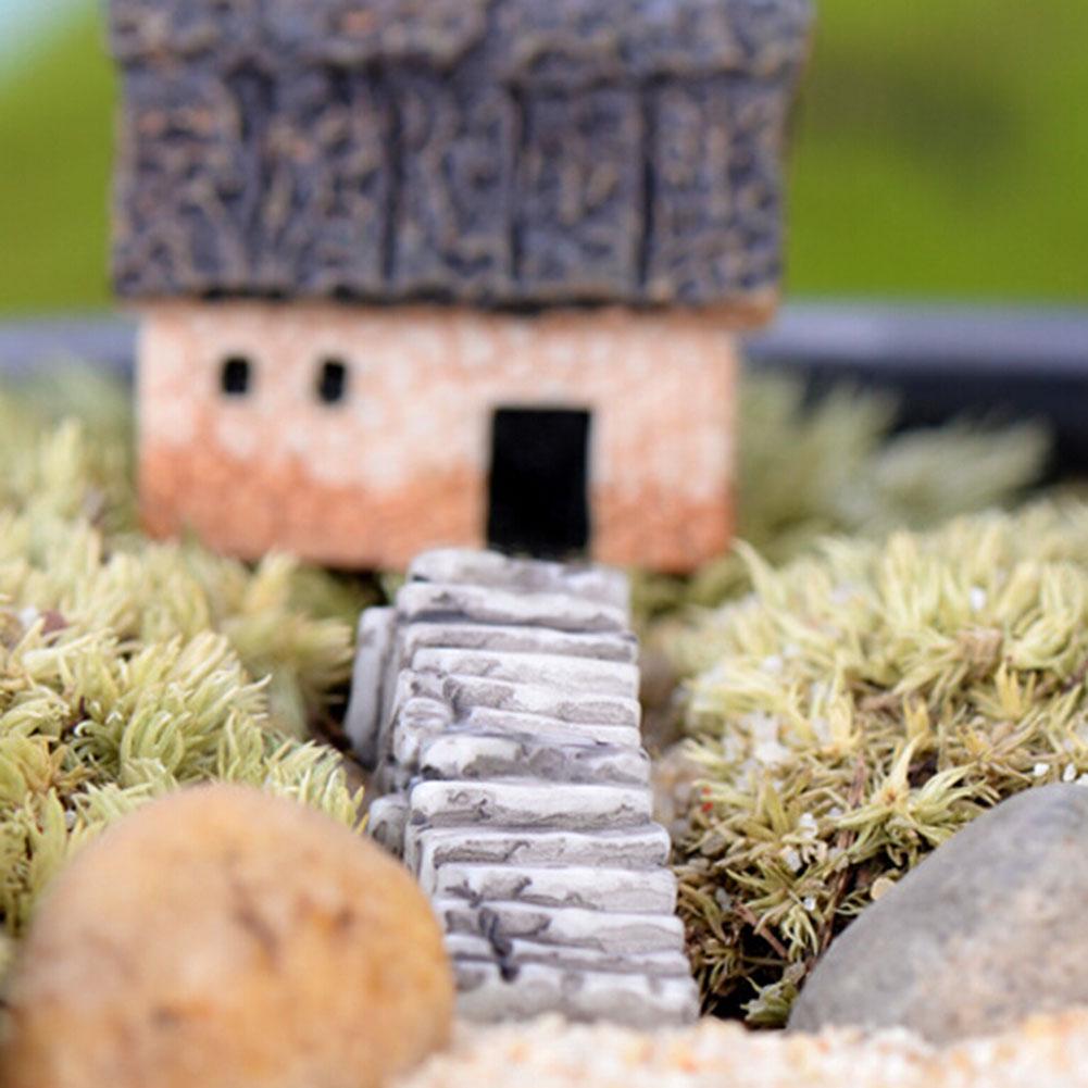 Resin 2Pcs Stairs DIY Doll Fairy Home Decoration Miniature Step House Model Garden Accessories