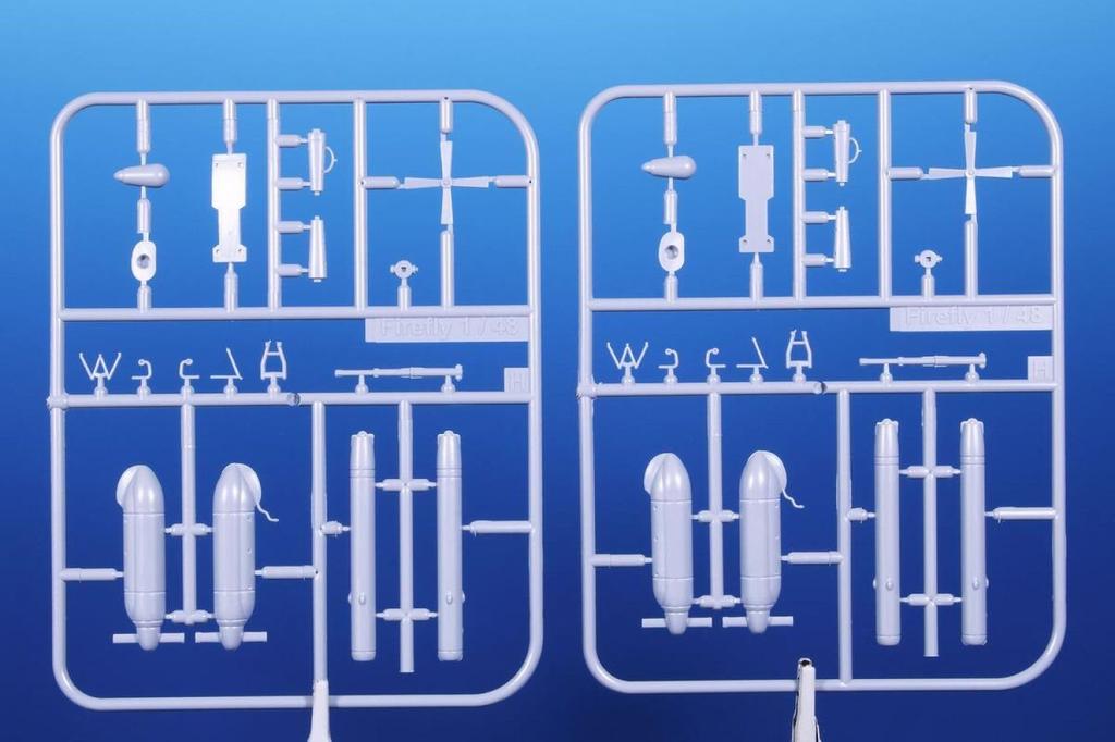 Special Hobby 1/48 British Fairey Firefly U Mk.8 Unmanned Target Aircraft Plastic Model SH48166n