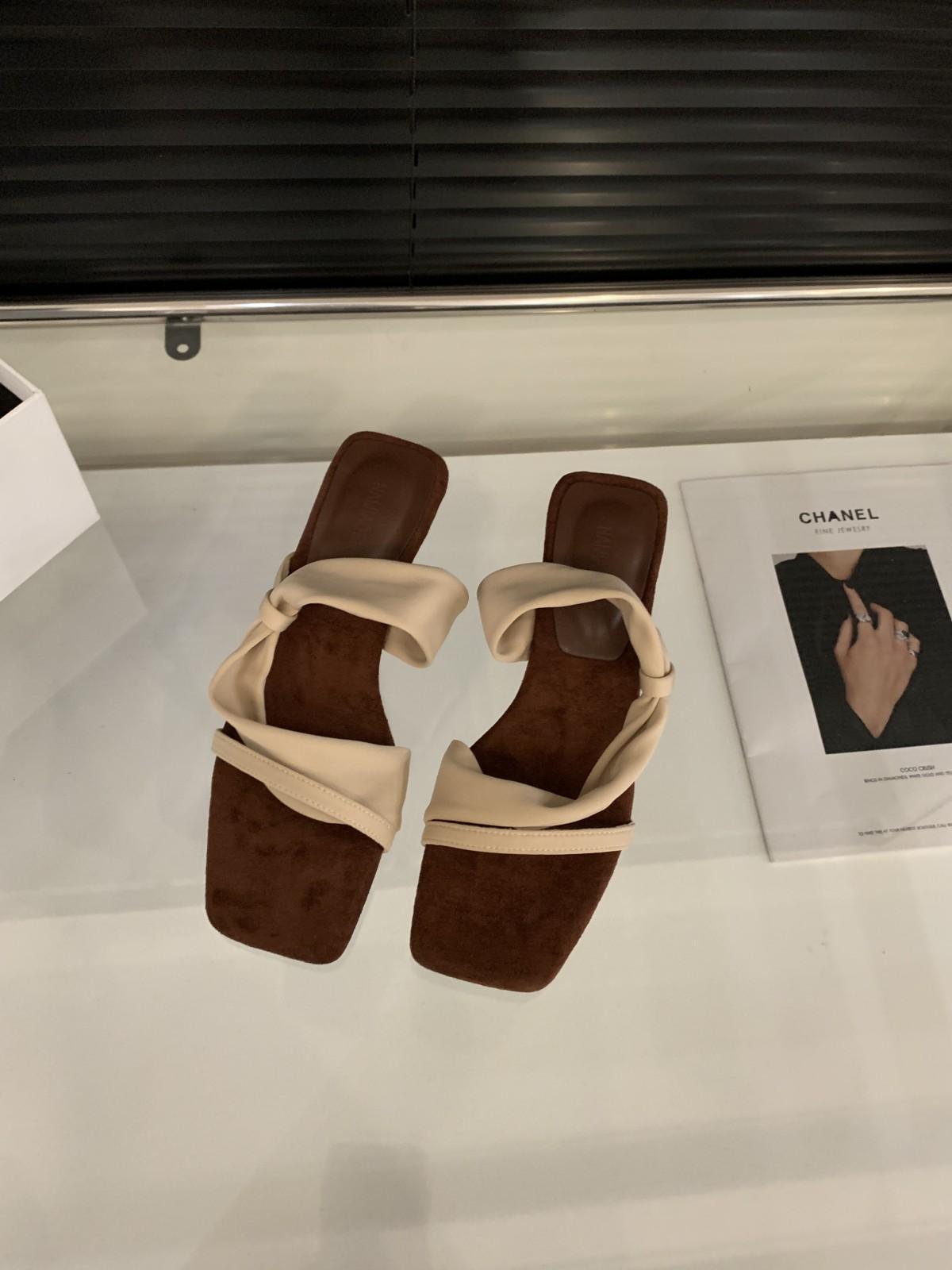 

Красные шлепанцы на танкетке в французском стиле, обувь феи, носить 2025, новый летний темперамент с юбкой, сандалии 42 абрикосовый