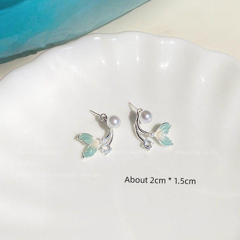 

Blue Zircon Starfish Stud Earrings Girls 2025 Super Hot Fancy Seaside Earrings Suitable for Summer Easiest for Match Earrings Gradient Fishtail Pearl