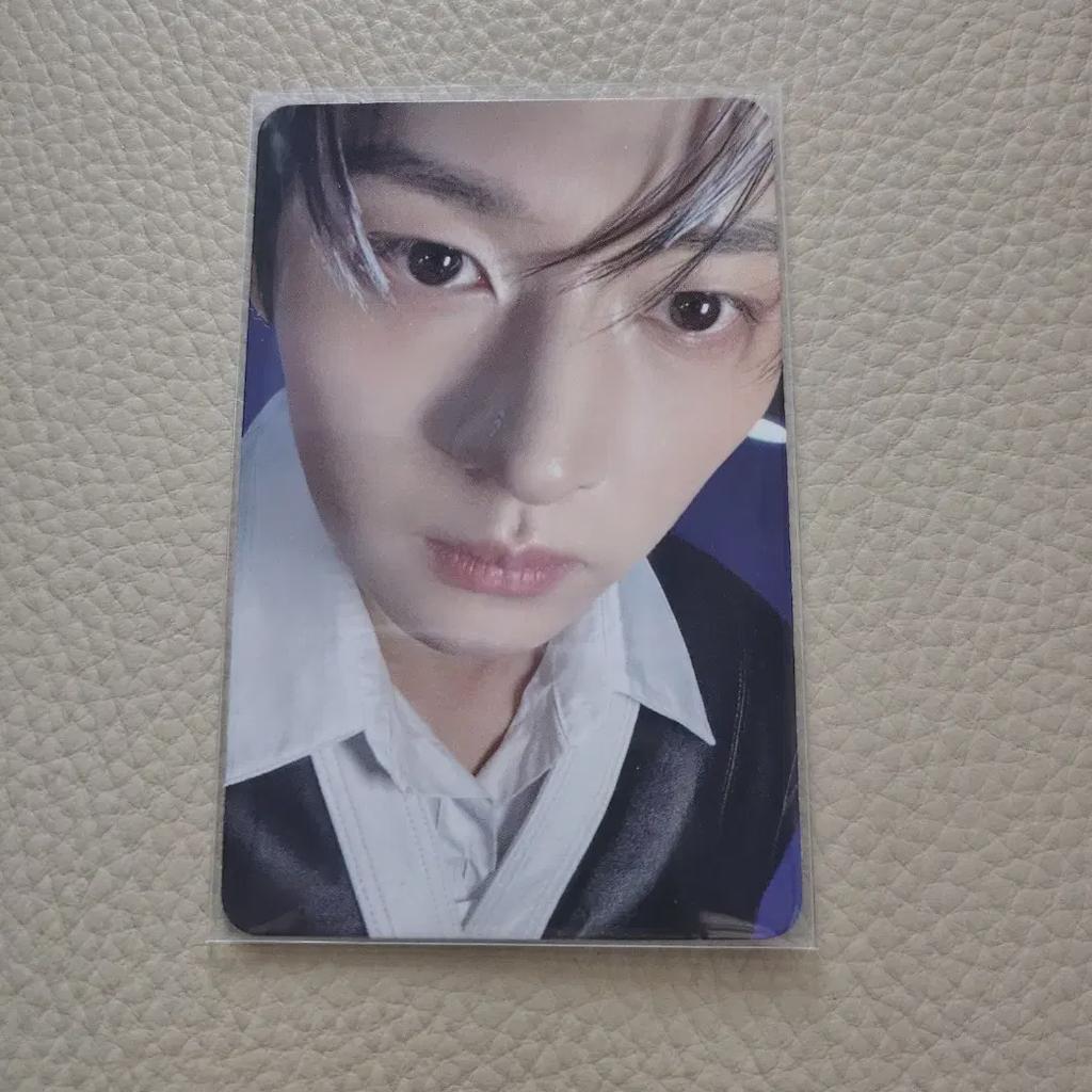 Straykids Regular Class Ceremony Leeknow Double Sided Foca