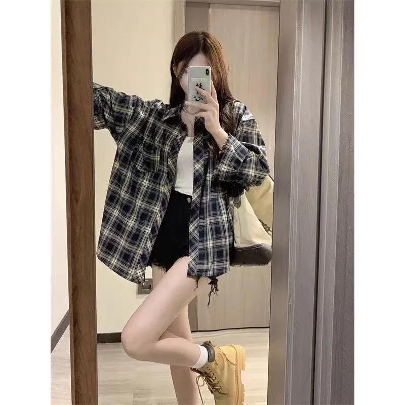 Women's Plaid Long Sleeve Korean Style Cardigan Shirt - Loose Retro Jacket for Spring and Autumn