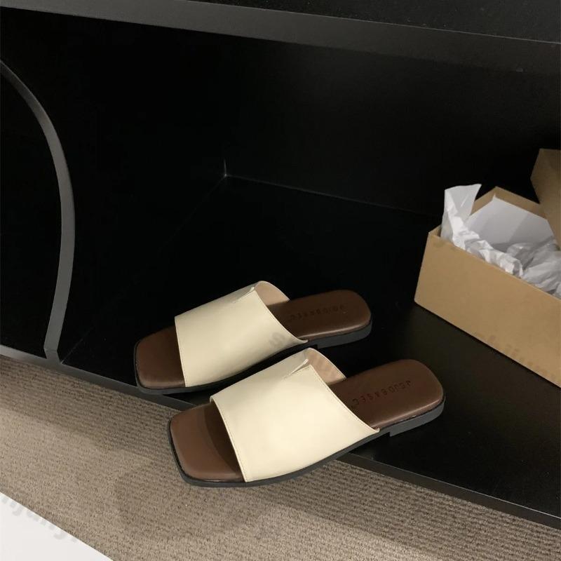 Fashion Women's Summer Slippers 2025 New Luxury Elegant PU Leather House Shoes for Home Women Comfortable Barefoot Outdoor Sandals