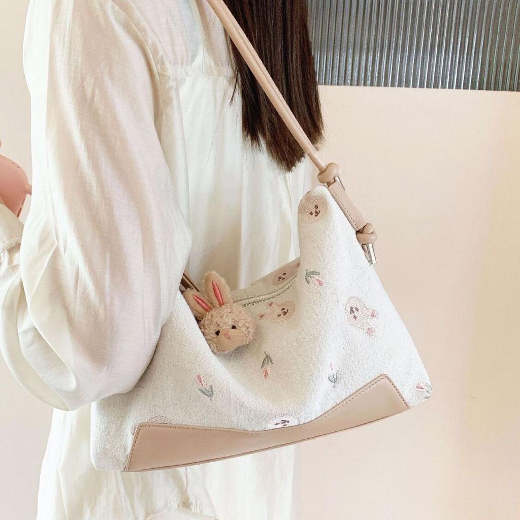 Japanese large-capacity canvas bag women's 2025 new commuter class shoulder bag college cute design tote bag