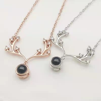 Star With The Same Style, A Deer Has Your Projection Necklace For Women In 100 Languages, I Love You, Exquisite Titanium Steel Collarbone Chain
