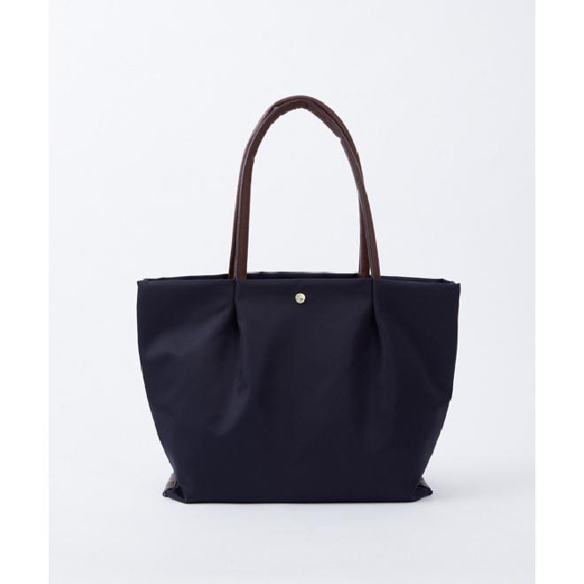 Water-resistant nylon tote bag for women, large-capacity handbag, lightweight commuter bag, Boston-style mommy bag