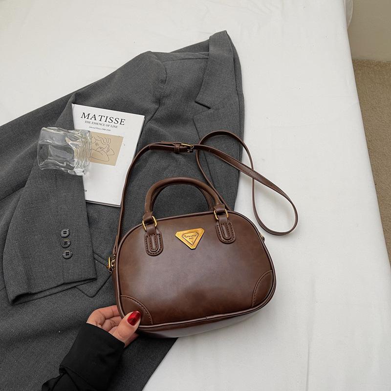 Handheld women's bag shoulder messenger bag fashion handbag bag 2025 autumn and winter new bag women