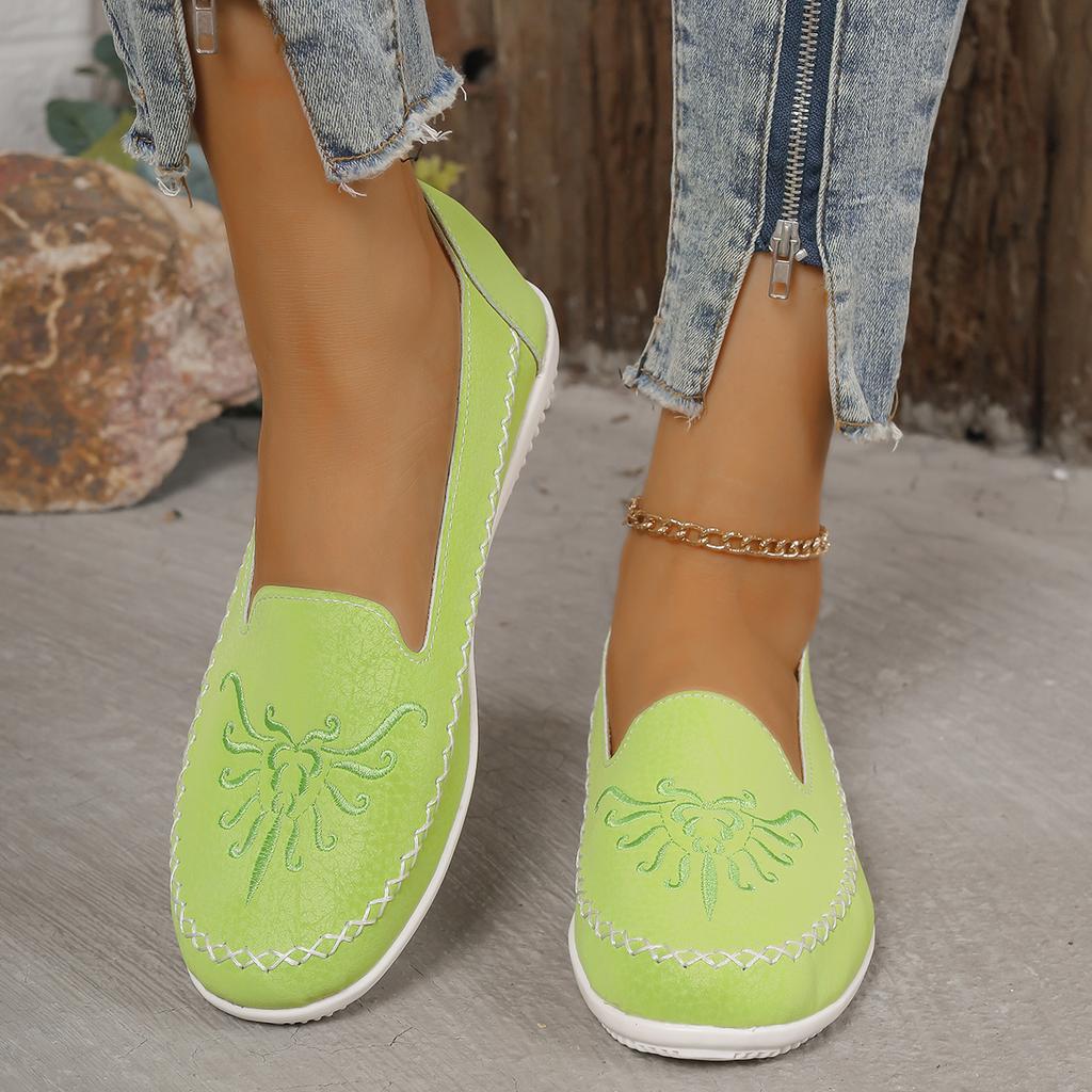 Women Flats 2024 New Spring Autumn Walking Round Top Loafers Shoes Shallow Comfortable Lolita Shoes Sneakers Zapatos De Mujer