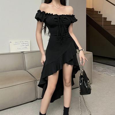 Unregelmäßiges Sexy Ein-Schulter-Kleid Sommer Neu Rüschen-Taille Trägerhals Mittellanger Rock