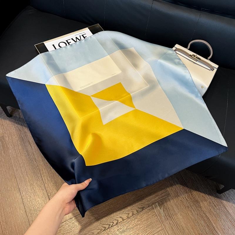New silk scarf women's fashion versatile high-end small square scarf Korean version neck protection scarf spring and autumn retro scarf binding bag