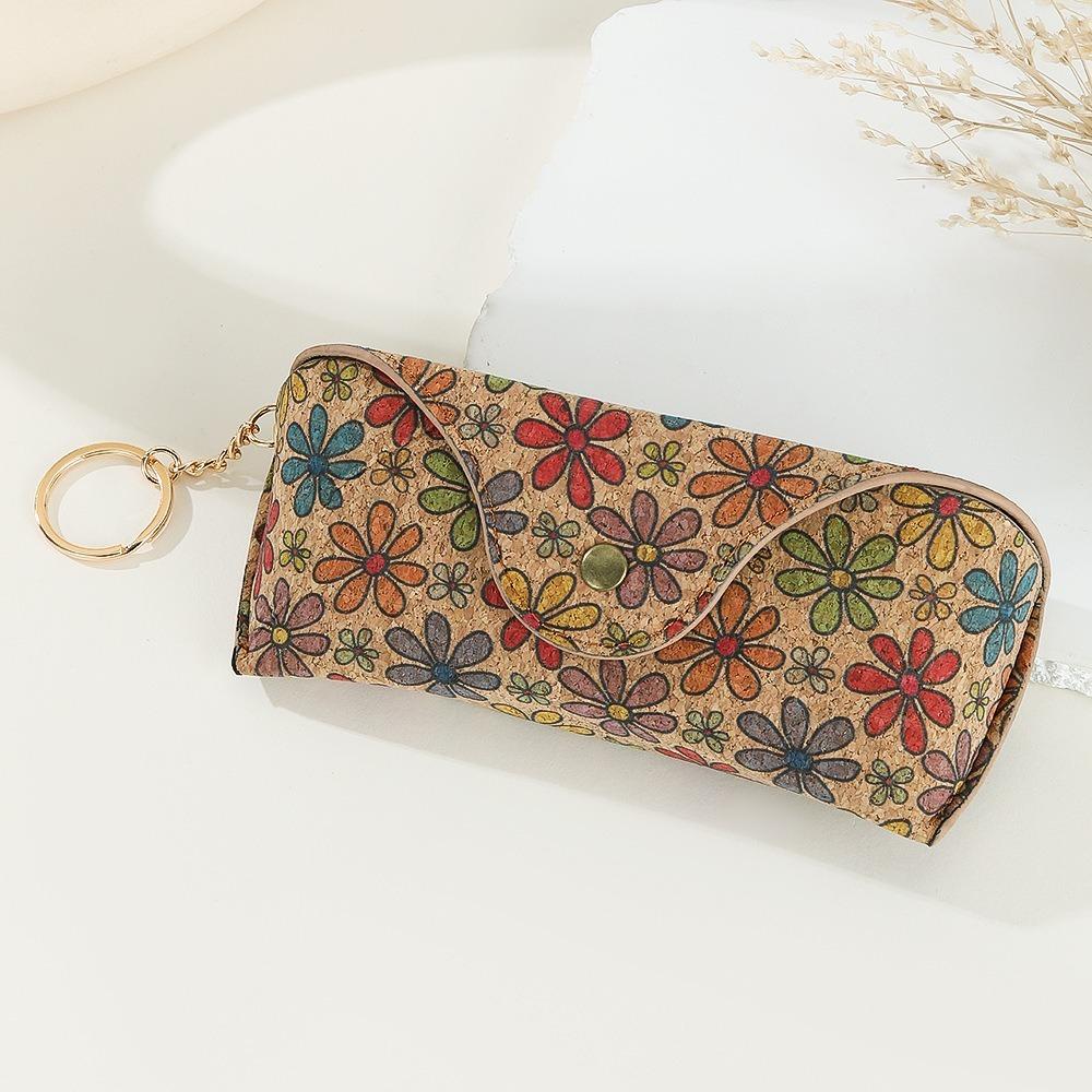 

Portable Retro Print Eyeglasses Box Pressure-Resistant Buckle Keychain Sunglasses Case Lightweight Glasses Case Women