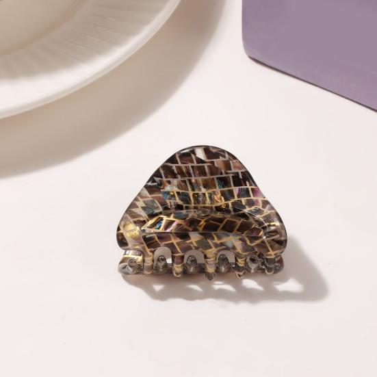 Hair Claw Triangle Hollow Design Back Head Hair Clip Anti-slip Teeth Strong Grip Shower Hair Clamp Versatile Use Hair Accessory