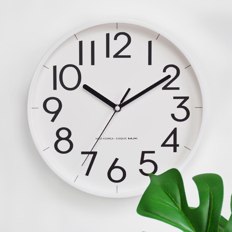 European Creative Wall Clock Modern Simple Aesthetic Luxury Fashion Clock Wall High Quality Art Reloj De Pared Wall Decor