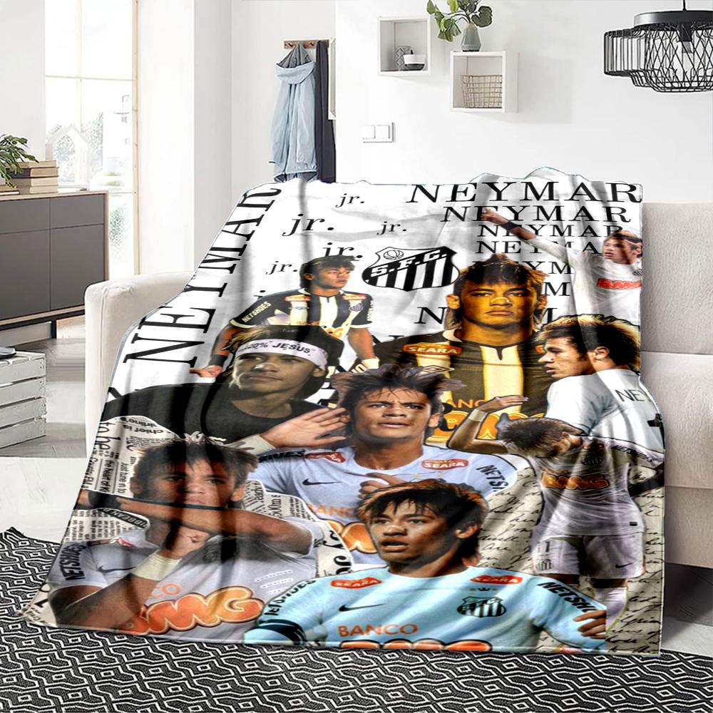 Dynamic Football Stars printed flannel breathable and warm blanket, a stylish home gift, suitable for home, office and bedspread use. 15a144