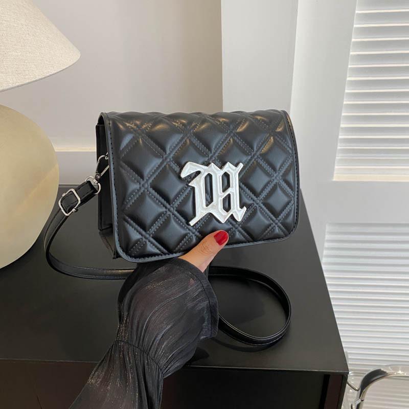 Letter Fashionable Silver Decorated Checkered Texture Women Shoulder Bag Square