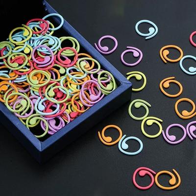 16×15mm 30/60 STuks Zinklegering Breipen Markeringen Spiraal Meerkleurig Geverfd Markeer Gesp Haak Steek Naald Clip