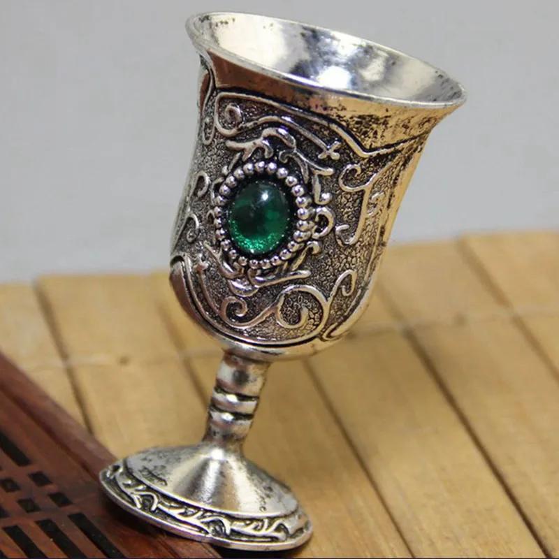 Vintage Metal Wine Glass Champagne Glasses Beverage Goblet Cocktail Cup European Style Cocktail Glasses For Bar Party Home Decor