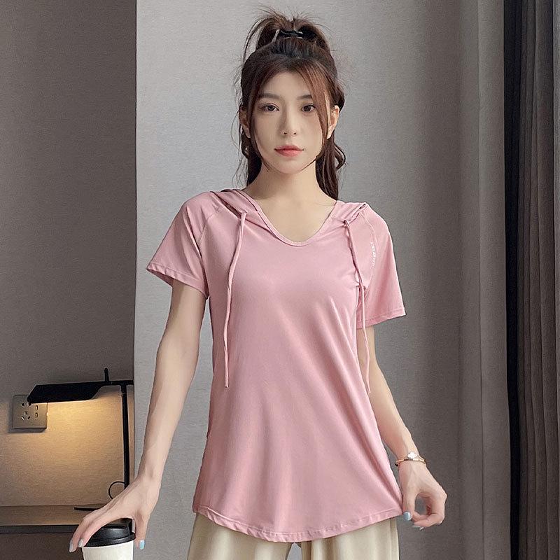 

Женский летний быстросохнущий комплект для фитнеса: футболка и брюки из ледяного шелка, 2024 Medium