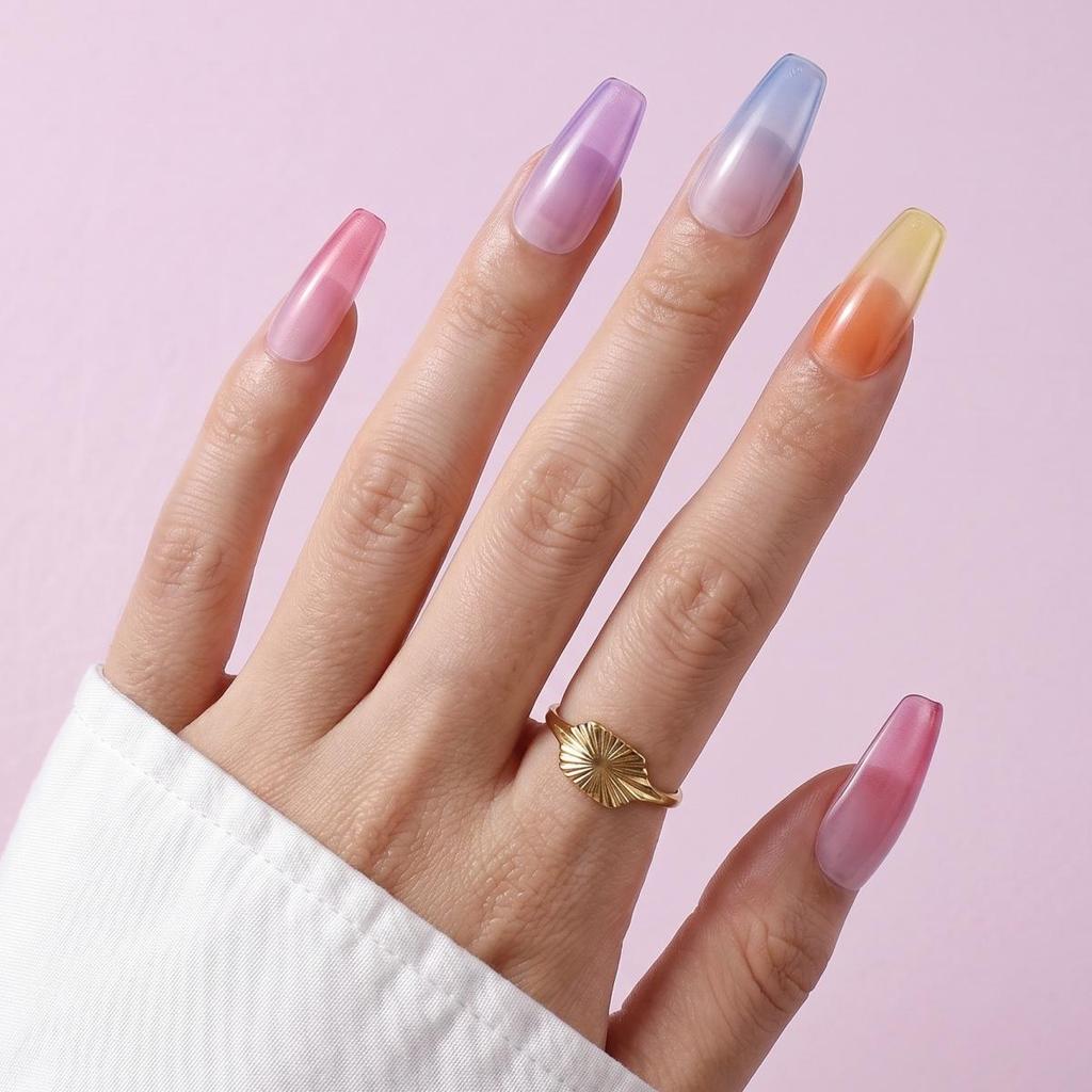 Hochwertige tragbare künstliche Nägel im Mandel-Nude-French-Stil – mittellange und lange Nagelspitzen
