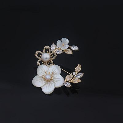 Broche Élégante Fleur de Cerisier Perle - Épinglette Florale de Luxe & Accessoire Vêtement