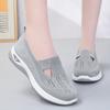Shoes Women's Large-size Women's Shoes with Soft Soles Are Not Tired, One Foot Pedal Mother Shoes, Mesh Breathable Old Beijing Cloth Shoes