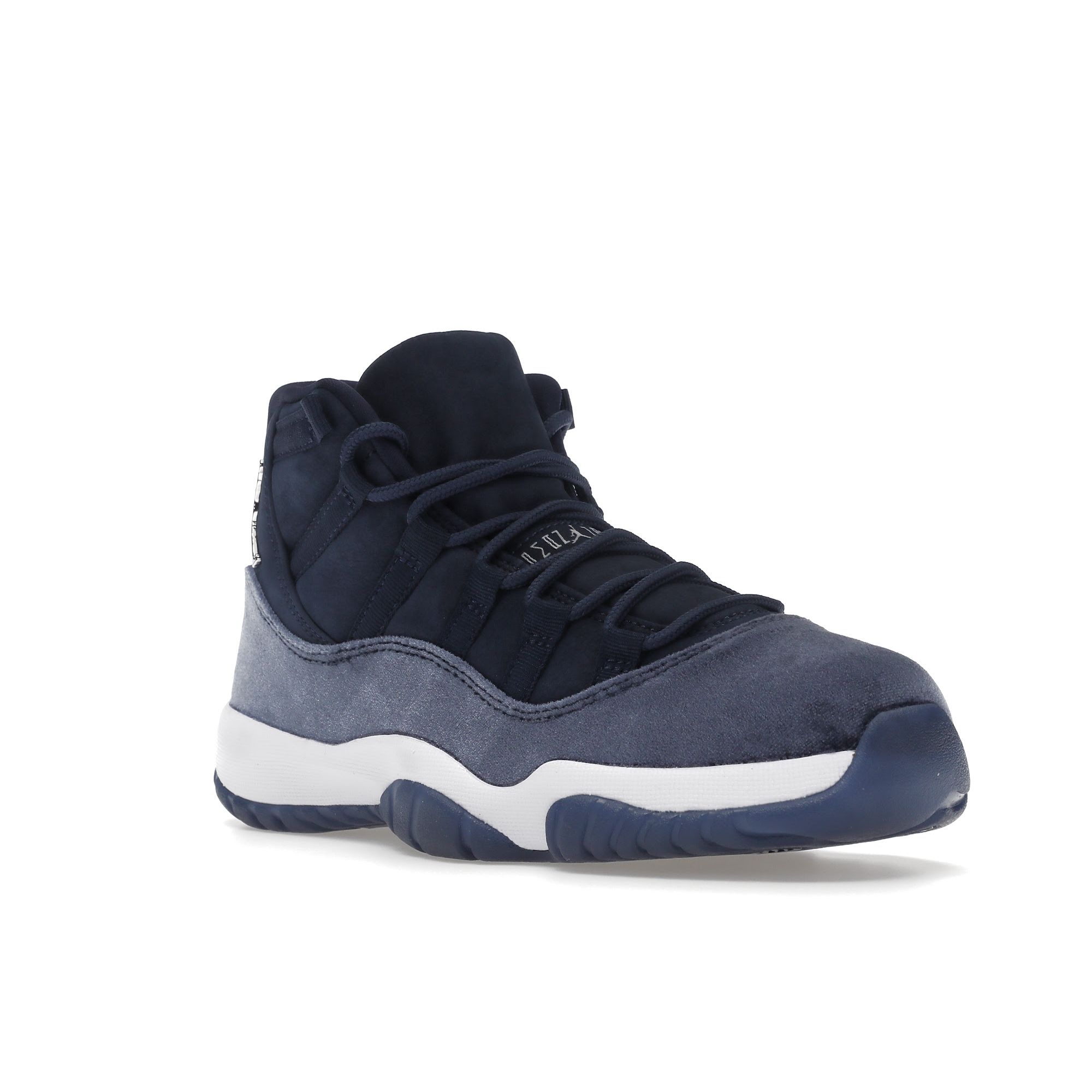 Air Jordan 11 Retro Midnight Navy Velvet женские кроссовки синий металлик-серебристый — фото 3