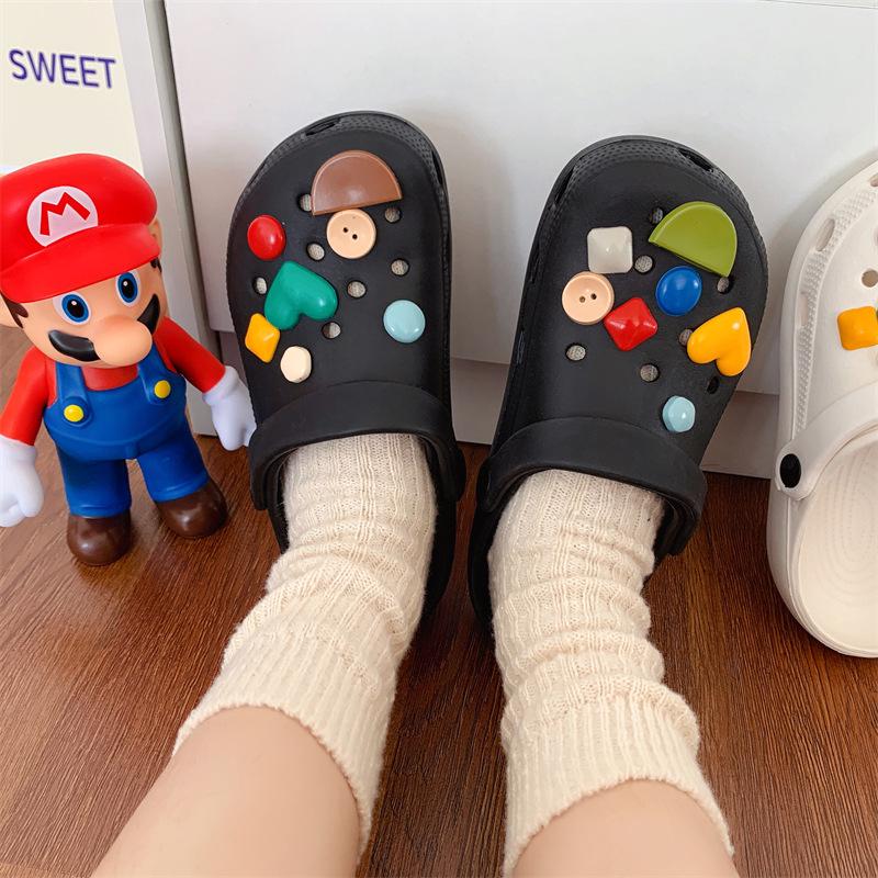 Summer 2025 Women's Trendy Breathable Hole Sandals: Cute, Non-slip, Thick Sole Couple Beach Shoes