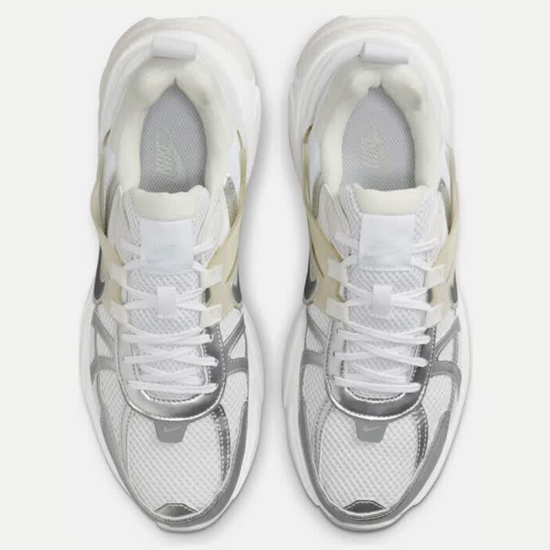 Nike Women's V2K RUN Casual Shoes
