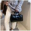 2026 New Fashiable Colorblock Women's Commuter Crossbody Bag Retro Large Capacity Shoulder Bag with WaxInfused Leather