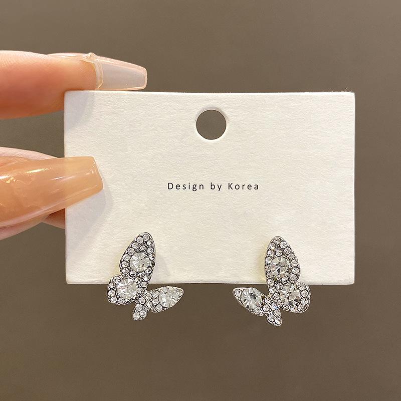 

S Silver Needle Full Diamond Butterfly Stud Earrings Female Niche Design High Sense Celebrity Earrings Cold Wind Temperament Ear Jewelry