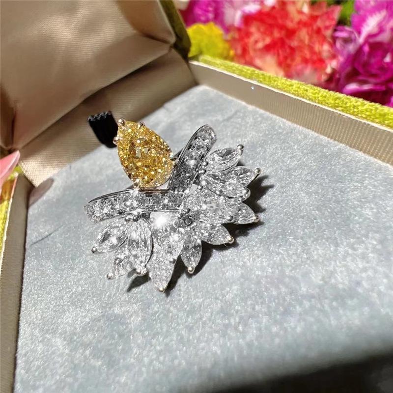 New Yellow Gem Water Drop Shape Openable Luxury Ring for Women